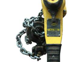 Lever Hoist Chain Block 1.6 ton x 1.6 meter drop - picture1' - Click to enlarge