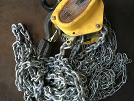 Chain Hoist 1.5 ton x 6 meter drop lifting Block and Tackle Tuffy - picture0' - Click to enlarge