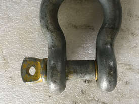 Bow Shackle D 6.5 Ton B06 PWB Rigging Equipment - picture2' - Click to enlarge