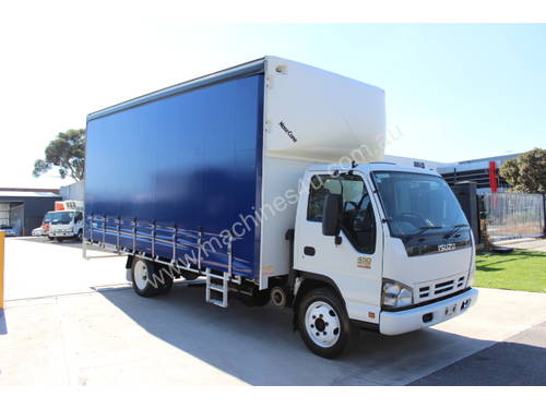 ISUZU CURTAINSIDER 