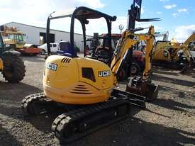 JCB 8030 Excavator - picture2' - Click to enlarge