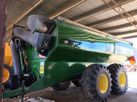Coolamon 36t Haul Out / Chaser Bin Harvester/Header - picture2' - Click to enlarge