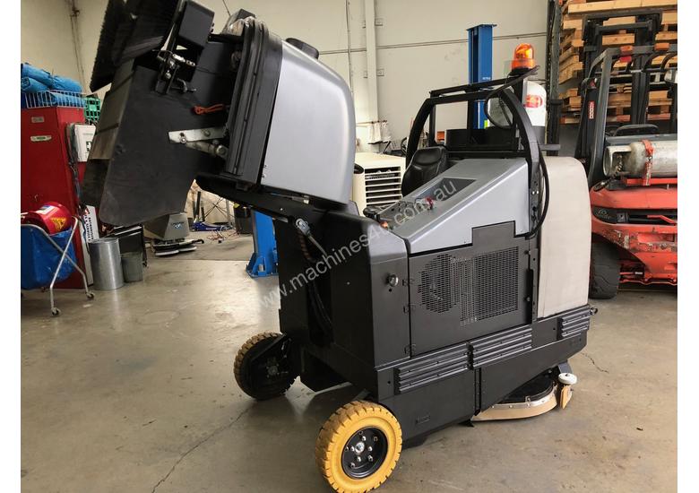 caption Used Fiorentini I115 Sweeper/ scrubber