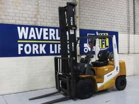 TCM FG30T6H Forklift - picture0' - Click to enlarge