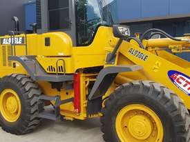 12.5 Tonne Wheel Loader Heavy Duty Quick Hitch, GP Bucket, Pallet Forks. - picture1' - Click to enlarge