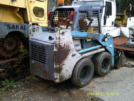 4SDK-5 skidsteer , 4in1 bucket , 2500hrs and 5,000hrs - picture2' - Click to enlarge