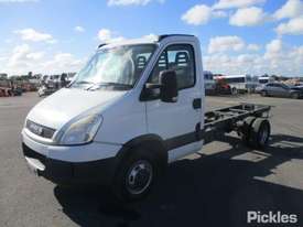 2011 Iveco Daily 45C18 - picture2' - Click to enlarge