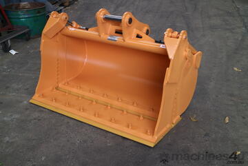 GARDNER ENGINEERING - Case Backhoe 4 in 1 Bucket