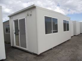 6.0M x 3.5M ACCOMODATION - picture0' - Click to enlarge