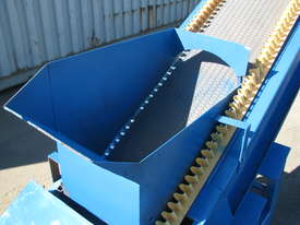 Large Industrial Incline Motorised Belt Conveyor - 8.5m long - picture2' - Click to enlarge