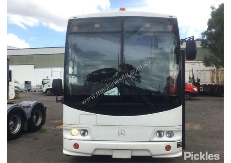 caption 2013 Mercedes-Benz 500R 1830