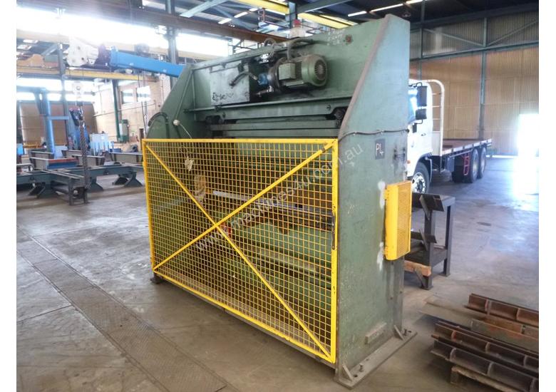 hydrabend Hydrabend Hydraulic Press Brake 3m x 40 Tonne Manual