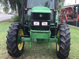 John Deere 6220 FWA/4WD Tractor - picture0' - Click to enlarge