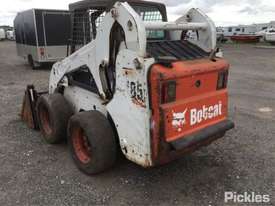 2009 Bobcat S185 - picture2' - Click to enlarge