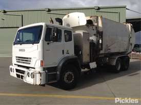 2009 Iveco Acco 2350 - picture2' - Click to enlarge