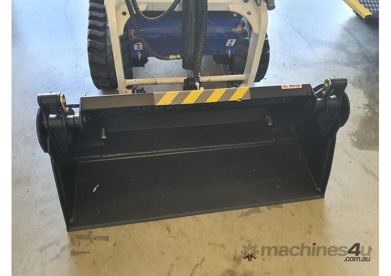 caption BUCKET 4/1 1225mm - Mini Loader