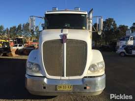 2011 Kenworth T403 - picture1' - Click to enlarge