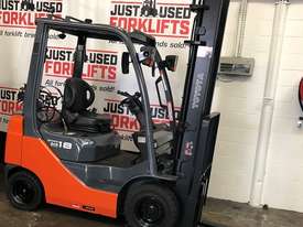 TOYOTA FORKLIFTS 32-8FG18	 - picture0' - Click to enlarge