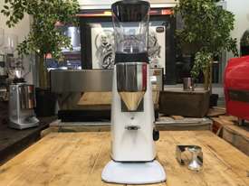 MAZZER KOLD CUSTOM WHITE BRAND NEW ESPRESSO COFFEE GRINDER - picture0' - Click to enlarge