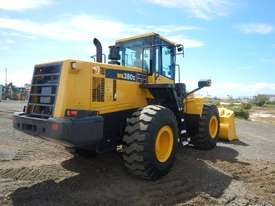Komatsu WA380Z-6 Wheeled Loader c/w A/C Rops (11 H - picture2' - Click to enlarge
