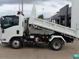 2013 ISUZU NLR 200 Tipper   - picture0' - Click to enlarge