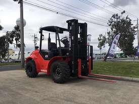 Brand new Hangcha 2.5 Ton 4-Wheel Rough Terrain Forklift - picture1' - Click to enlarge