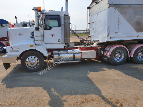 Kenworth T401 Primemover Truck