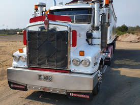 Kenworth T401 Primemover Truck - picture0' - Click to enlarge