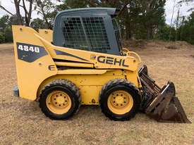 Wheeled skid steer  - picture0' - Click to enlarge