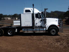 International 9900 Eagle Primemover Truck - picture1' - Click to enlarge
