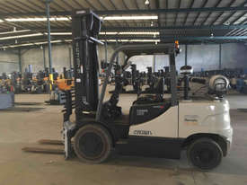 Crown CG35 LPG / Petrol Counterbalance Forklift - picture0' - Click to enlarge