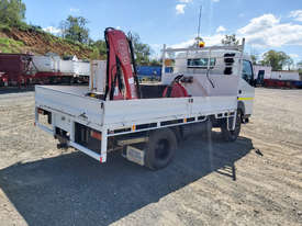 Mitsubishi Canter Tray Truck - picture1' - Click to enlarge