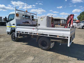 Mitsubishi Canter Tray Truck - picture2' - Click to enlarge