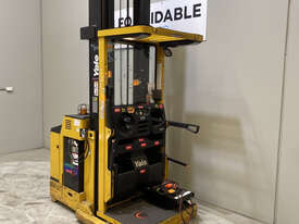 Yale OSO30BEN36TE131 Stock Picker Forklift - picture0' - Click to enlarge