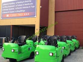 QDD Seat-on Electric Tractor 3.5 Tonnes Capacity - picture2' - Click to enlarge