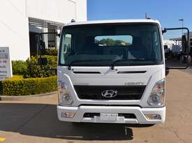2020 HYUNDAI EX8 LWB - Cab Chassis Trucks - picture0' - Click to enlarge