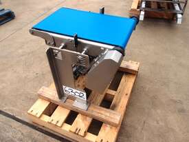 Flat Belt Conveyor, 550mm L x 320mm W x 440mm H - picture0' - Click to enlarge