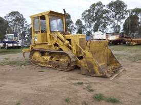 Crawler Loader with 4 in 1 - picture1' - Click to enlarge