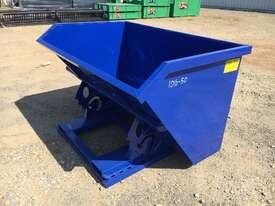 Unused 2019 1.5 Cubic Yard Forkliftable Dumping Hopper - picture0' - Click to enlarge