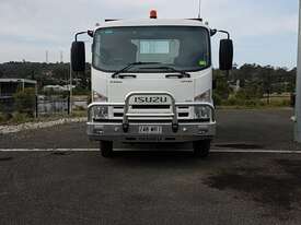 Isuzu FRR500 4×2 Tipper for Hire - picture2' - Click to enlarge
