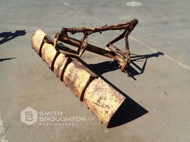 AGRICULTURAL PARTS SUPPLY CO LTD VINTAGE 3 POINT LINKAGE GRADER BLADE - picture0' - Click to enlarge