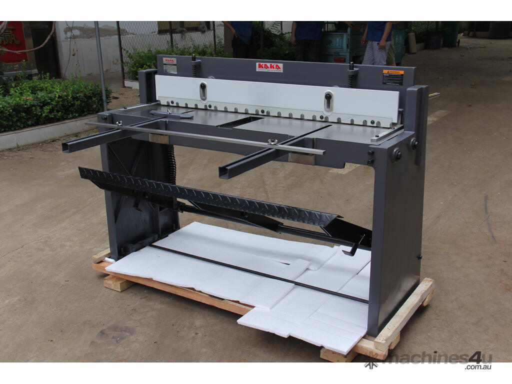 thumbnail image 2 of KAKA Industrial Q01-5216 52 In Foot Stomp Shear Solid Construction High Precision Sheet Metal Foot Shear, 16 Ga Mild Steel Capacity, Manual Operation 2 of 10