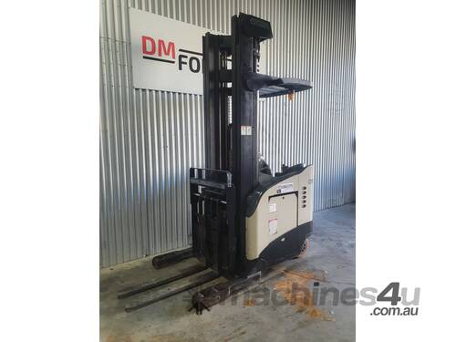 Crown Reach Truck 2T with New Batteries & Fork Positioner
