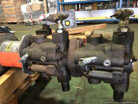 Electric Motor With Hydraulic Pump Assembly - picture0' - Click to enlarge