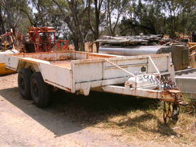 4.5ton tandem trailer , air brakes  , Only 1 left in stock - picture0' - Click to enlarge
