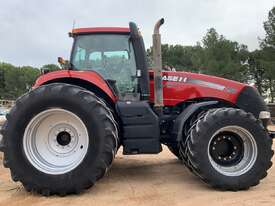 Case IH Magnum 290 Tractor - picture0' - Click to enlarge