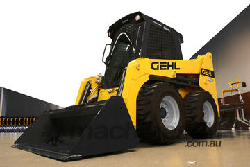 Gehl R220 Skid Steer Loader Skid Steer Loaders