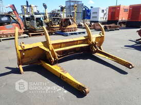 5 TONNE EXCAVATOR BLADE - picture1' - Click to enlarge