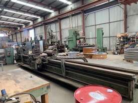 Centre Lathe with 700mm Swing  - picture1' - Click to enlarge