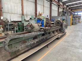 Centre Lathe with 700mm Swing  - picture2' - Click to enlarge